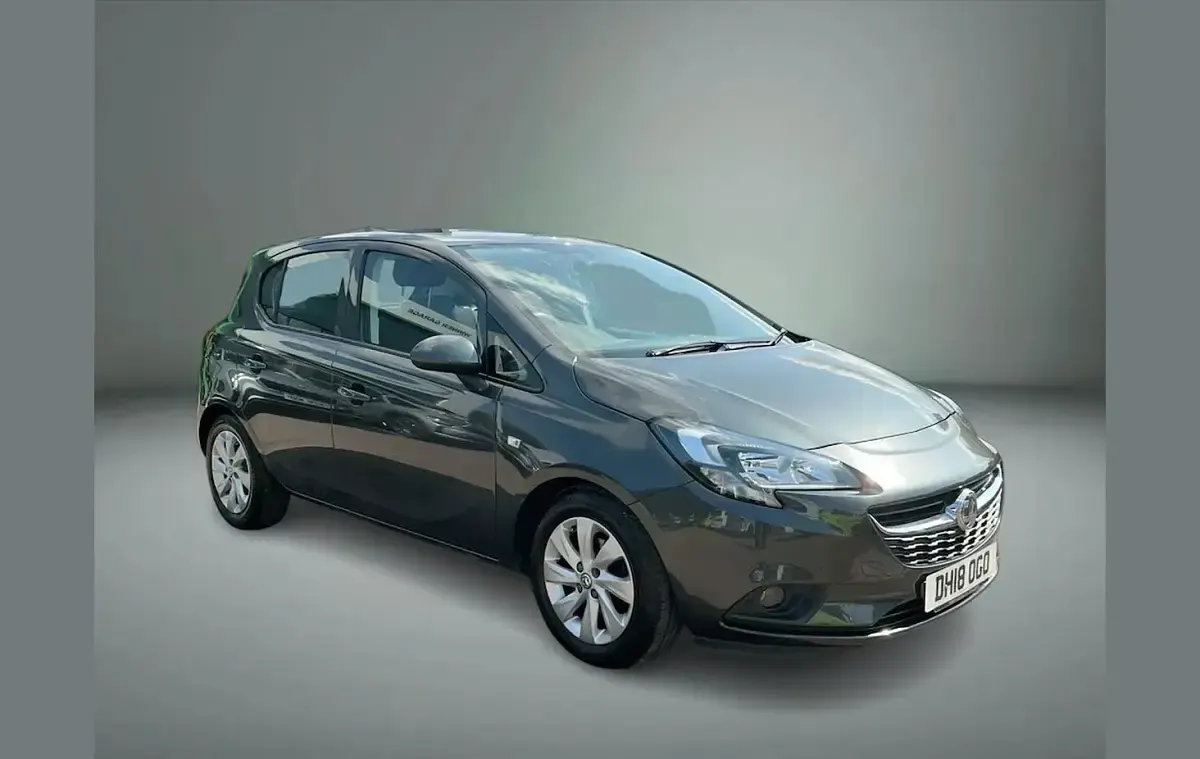 Used Vauxhall Corsa Design Edition 90 HP (66 kW) 2018 Grey Hatchback