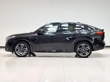 Used BMW iX2 M Sport 150 kW (204 HP) 2025 Black SUV