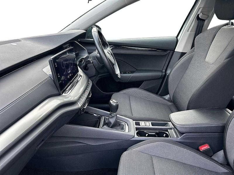 Used Skoda Octavia SE First Edition 110 HP (80 kW) 2022 Graphite grey metallic Hatchback