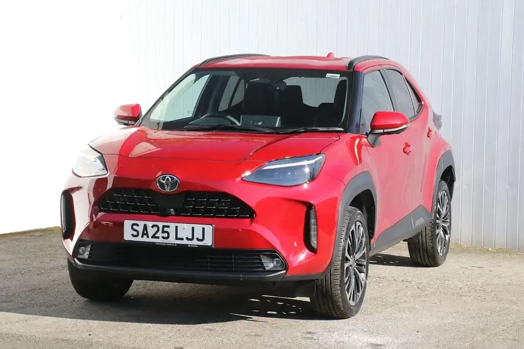 Usado Toyota Yaris Cross 2025 Rojo SUV