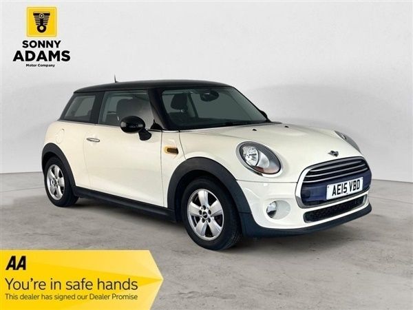 White Used 2015 Mini Cooper Hatch Hatchback | £6,490 (Super price) - Image 1/1