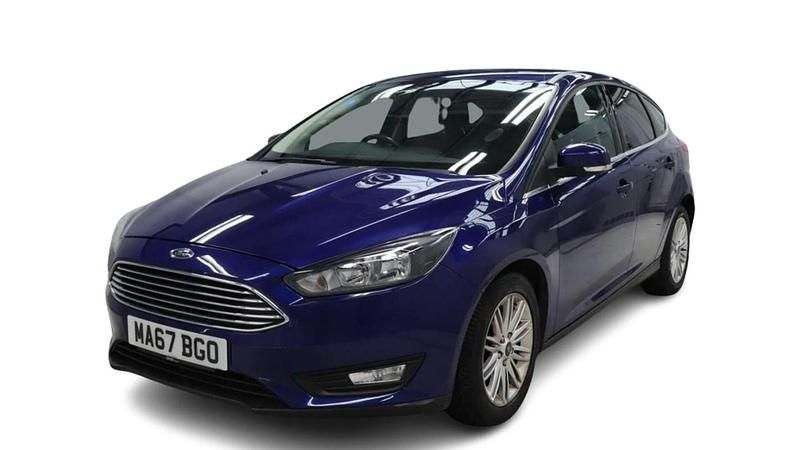 Used Ford Focus Zetec 120 HP (88 kW) 2017 Blue Hatchback