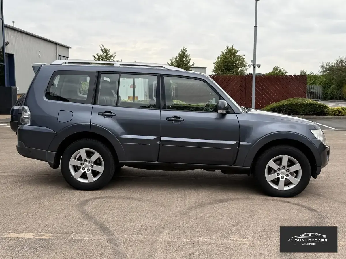 Used Mitsubishi Shogun 2008 Grey SUV