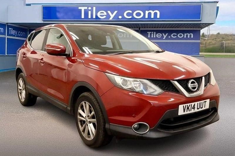Red Used 2014 Nissan Qashqai Acenta Premium SUV | £6,490 (Fair price) - Image 1/1