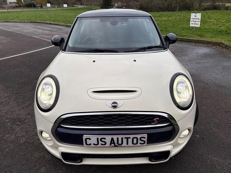 Used Mini Cooper S 2017 White Hatchback