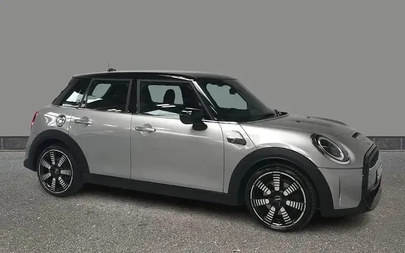 Used Mini Cooper S Exclusive 178 HP (130 kW) 2022 Hatchback