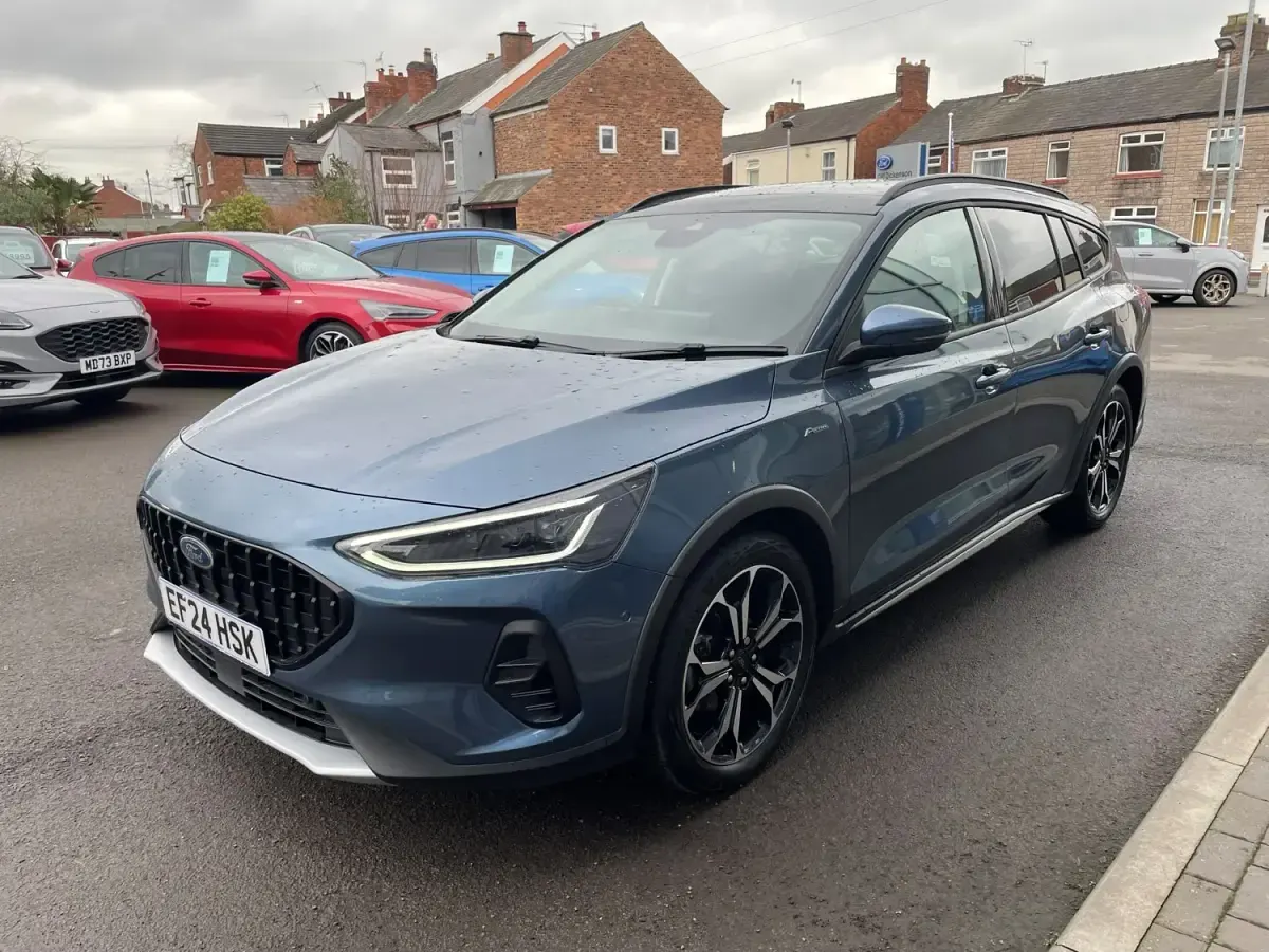 Usado Ford Focus Active X 2024 Azul Carrinha