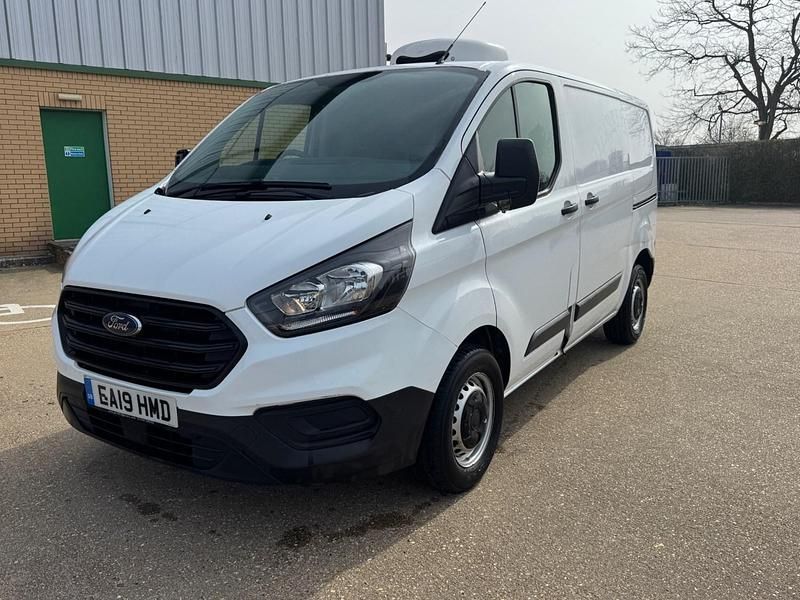 Used Ford Transit Custom 105 HP (77 kW) 2019 White Van