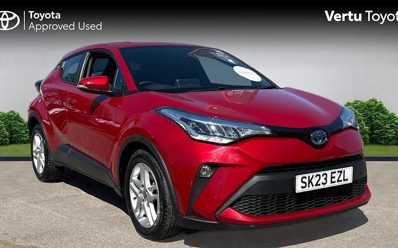Second-hand Toyota C-HR 122 CP (89 kW) 2023 SUV