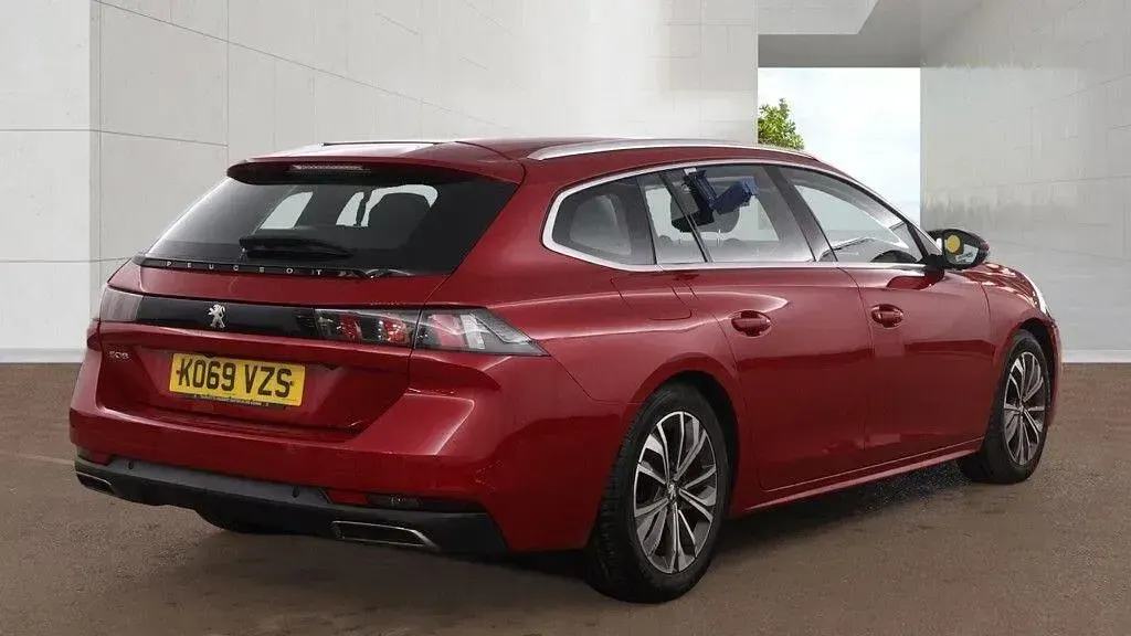 Used Peugeot 508 Allure 130 HP (95 kW) 2020 Red Estate