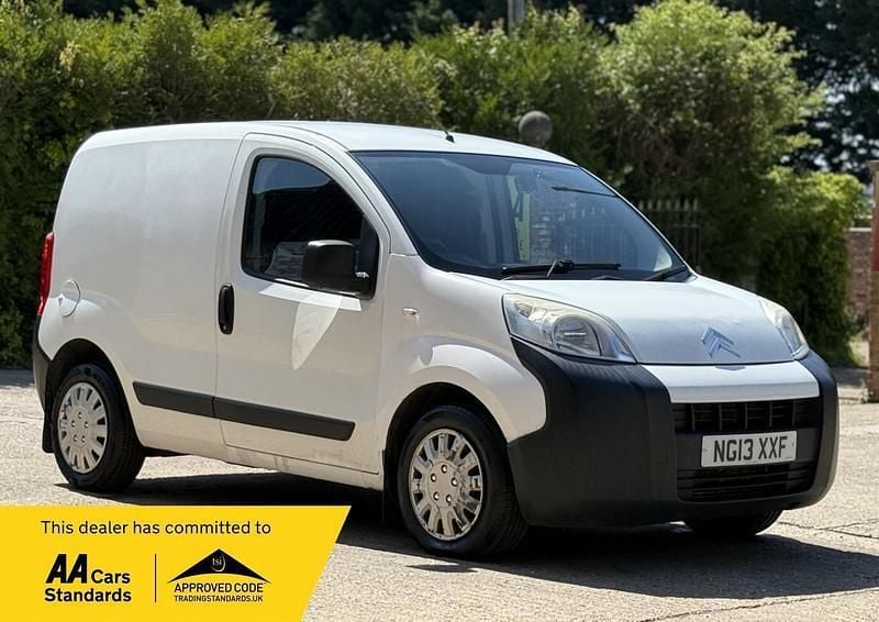 White Used 2013 Citroën Nemo MPV | £3,490 (Fair price) - Image 1/2
