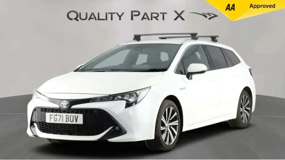 Usado Toyota Corolla Design 2021 Branco Carrinha