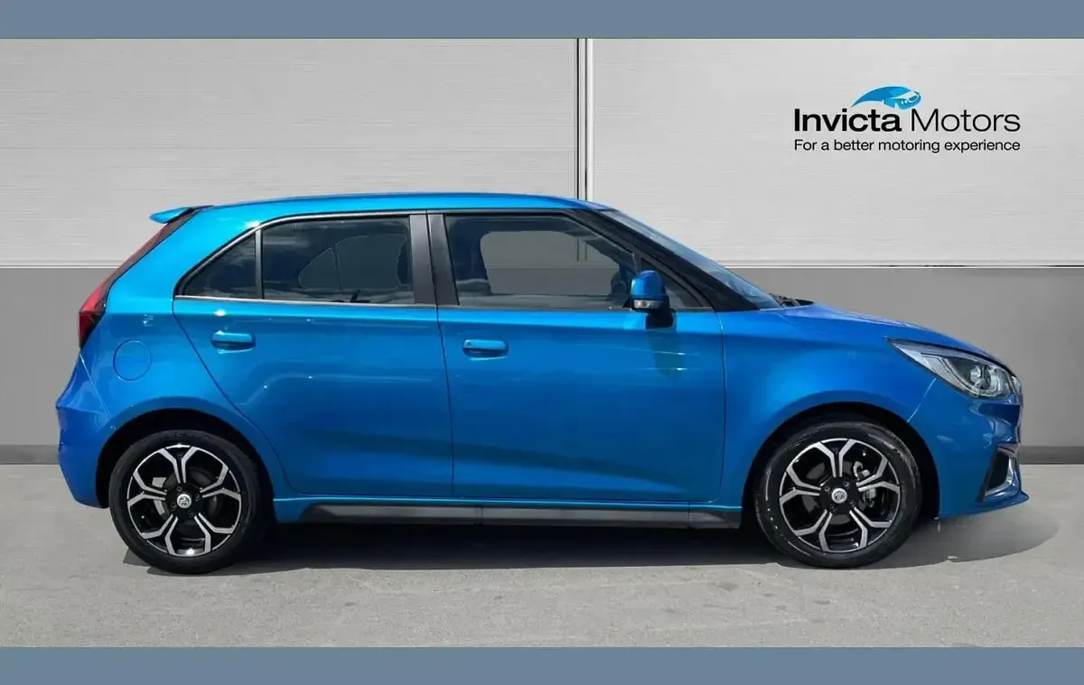 Used MG MG3 Exclusive 105 HP (77 kW) 2024 Blue Hatchback
