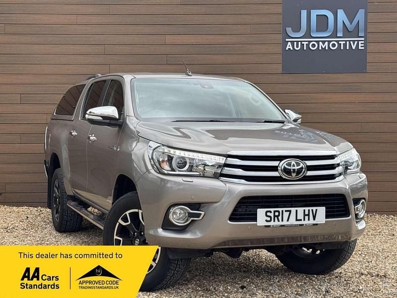 Bronze Used 2017 Toyota HiLux Luxury Pickup | £19,995 (Fair price) - Image 1/3