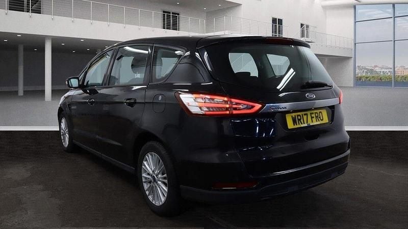 Used Ford S-MAX Zetec 2017 Black MPV