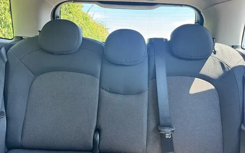 Used Mini Cooper Classic 136 HP (100 kW) 2019 Red Hatchback