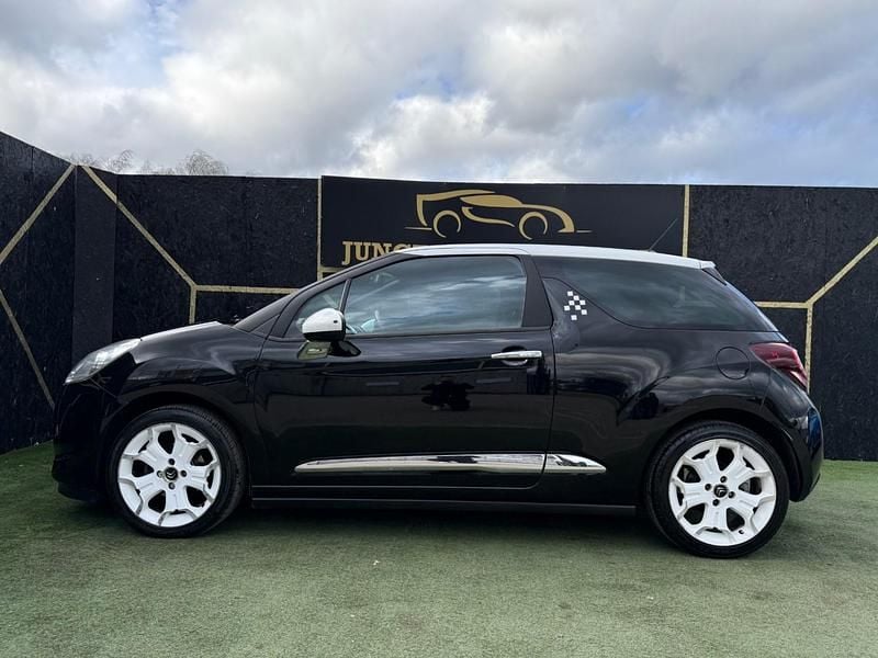 Usado Citroën DS3 PureTech 110 HP (80 kW) 2015 Preto Citadino