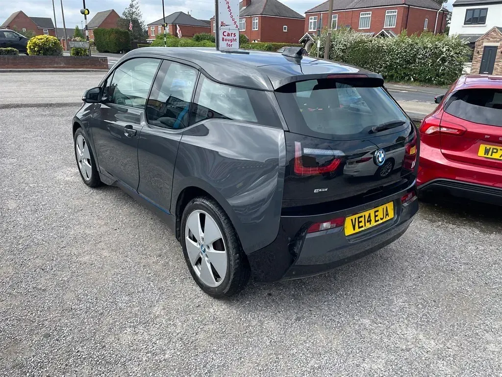 Usado BMW i3 125 kW (170 HP) 2014 Cinzento Citadino