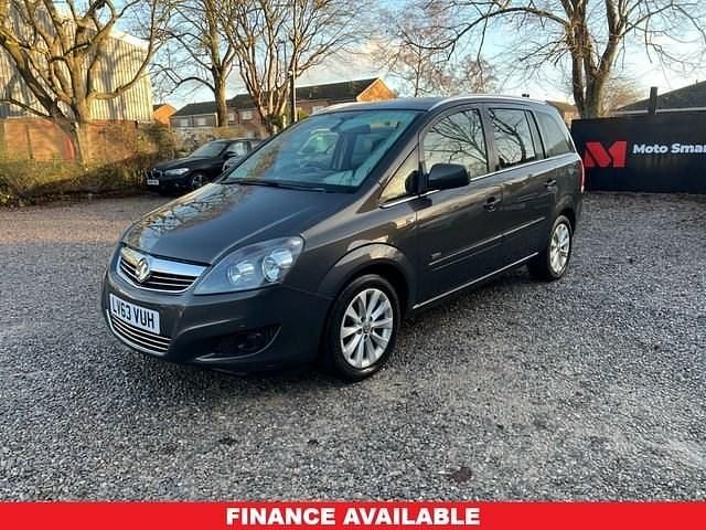 Used Vauxhall Zafira Design Edition 110 HP (80 kW) 2013 MPV