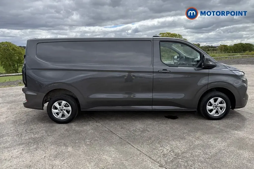 Used Ford Transit Custom Limited 136 HP (100 kW) 2024 Grey Van