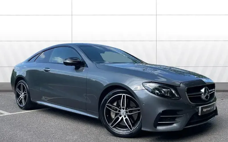 Usado Mercedes E53 AMG Premium 435 HP (319 kW) 2020 Coupé