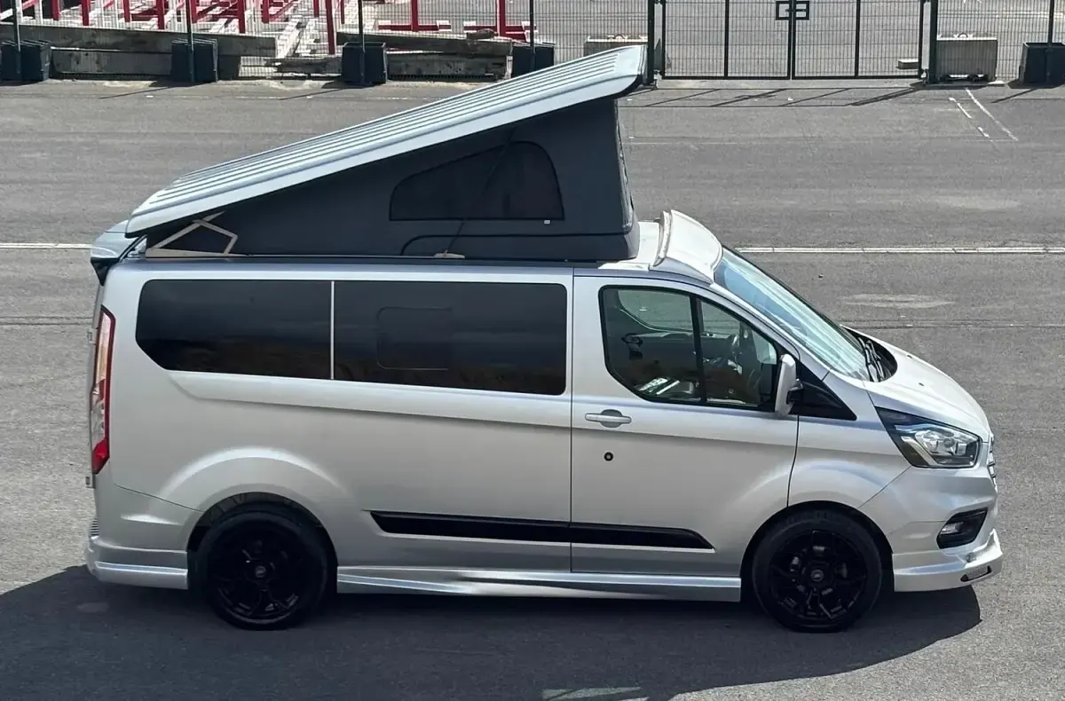 Used Ford Transit Custom Limited 130 HP (95 kW) 2018 Silver Van