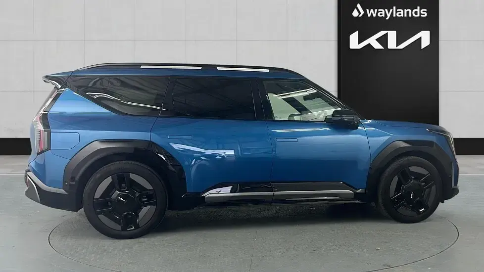 Used Kia EV9 GT-Line S 281 kW (383 HP) 2024 Blue SUV