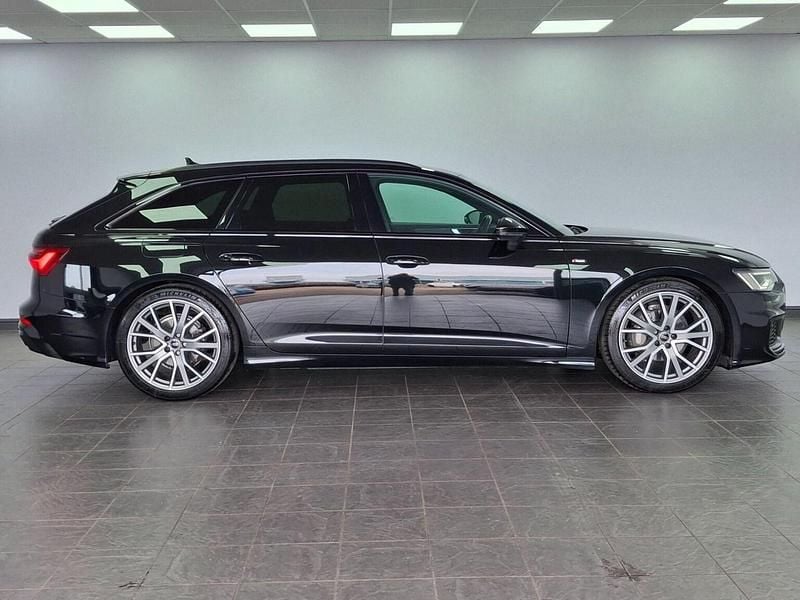 Begagnad Audi A6 Black Edition 204 HK (150 kW) 2022 Svart Kombi