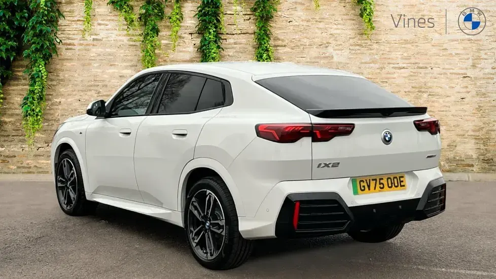Used BMW iX2 M Sport 147 kW (201 HP) 2025 White SUV