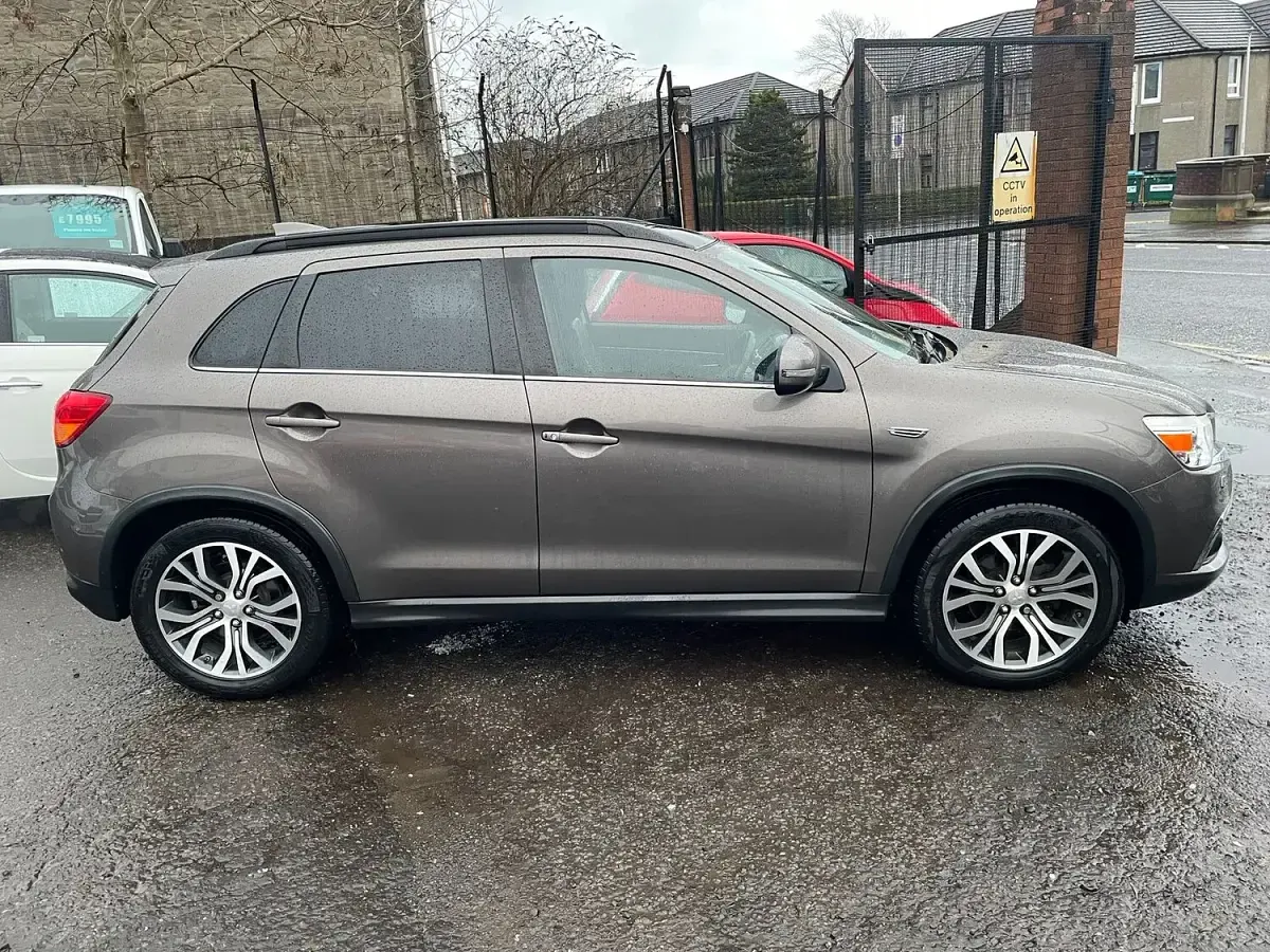 Used Mitsubishi ASX 112 HP (82 kW) 2018 Brown SUV
