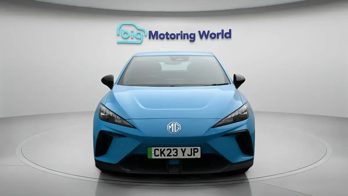 Used MG MG4 EV SE 319 kW (435 HP) 2023 Blue Hatchback