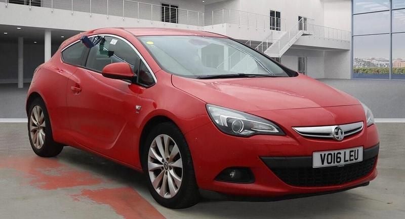 Red Used 2016 Vauxhall Astra GTC SRi Hatchback | £4,950 (Good price) - Image 1/4