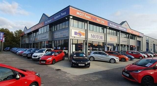 Used Kia Ceed GT-Line 134 HP (98 kW) 2015 Red Hatchback