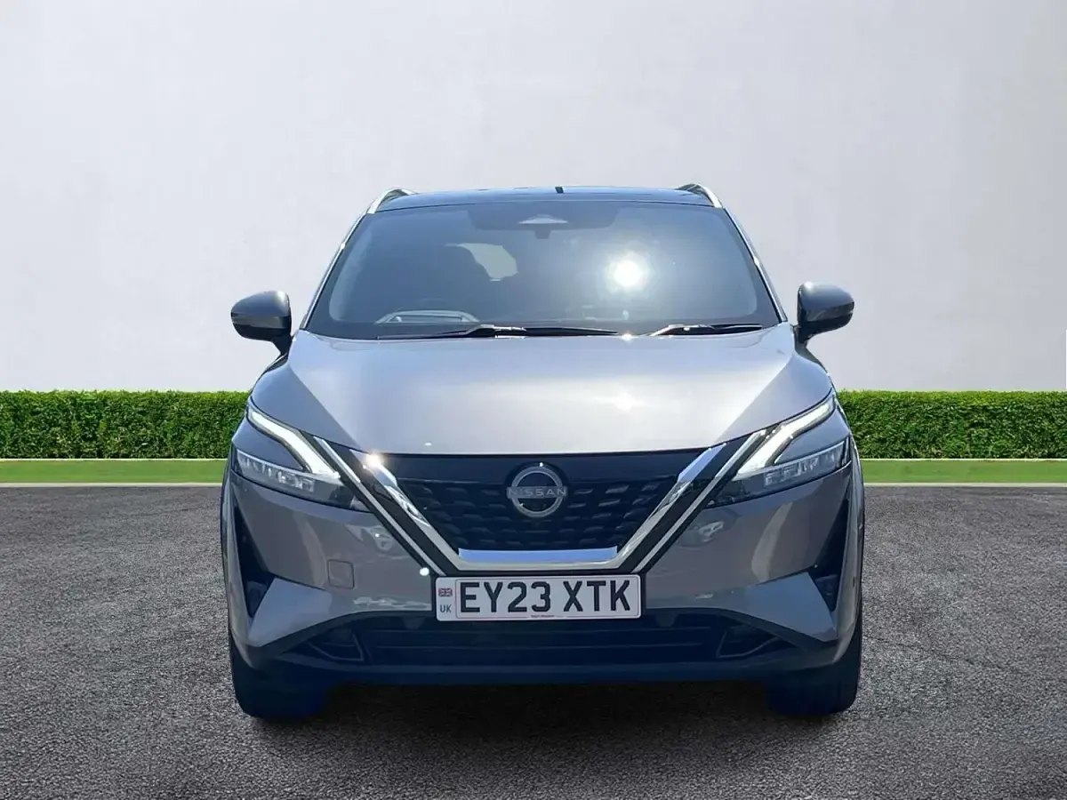 Used Nissan Qashqai Tekna 190 HP (139 kW) 2023 Grey SUV