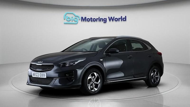 Used Kia XCeed 118 HP (86 kW) 2022 Grey SUV