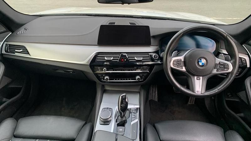 Used BMW 520 M Sport 187 HP (137 kW) 2019 White
