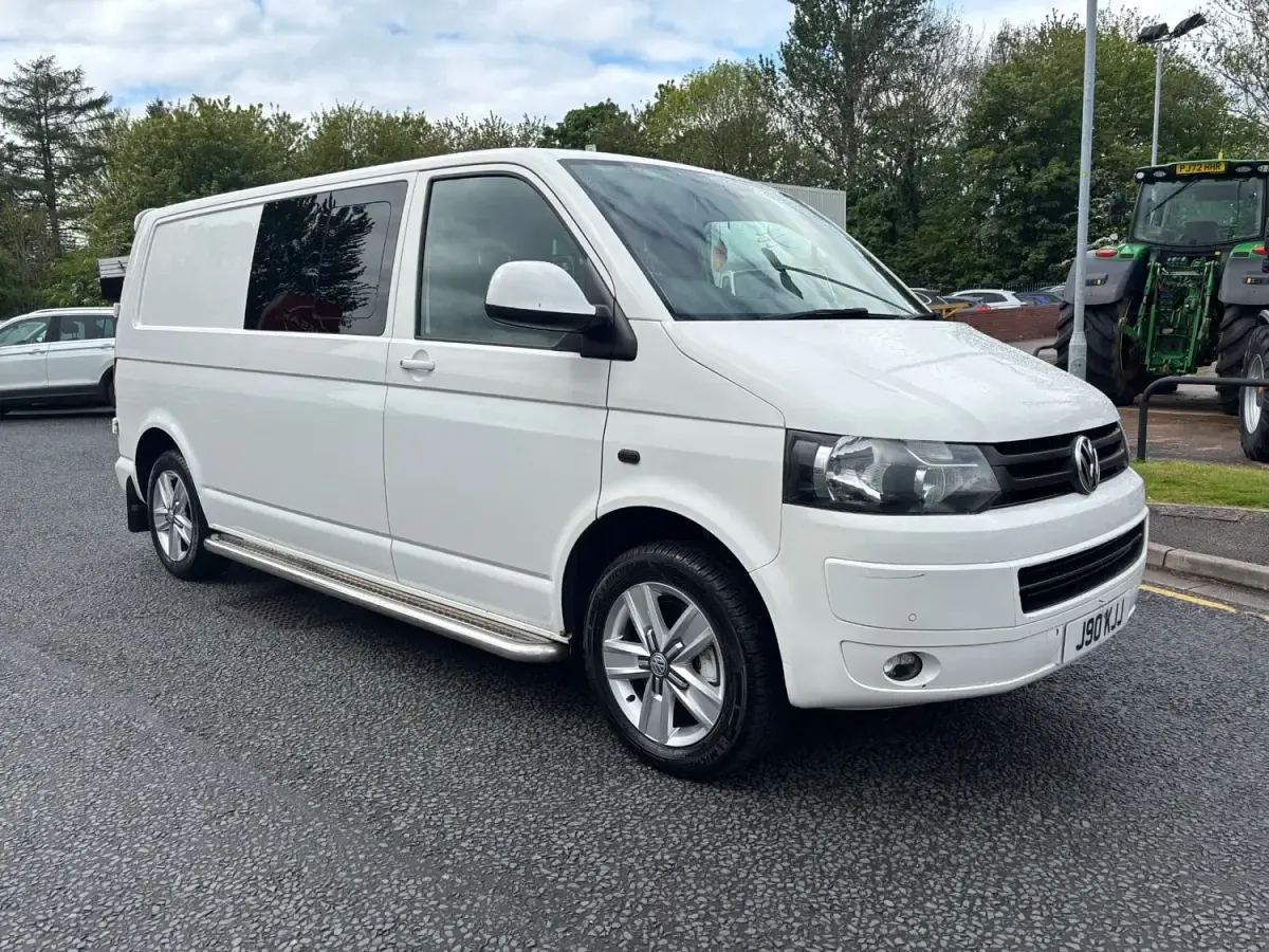 Begagnad VW Transporter Highline 180 HK (132 kW) 2014 Vit Van