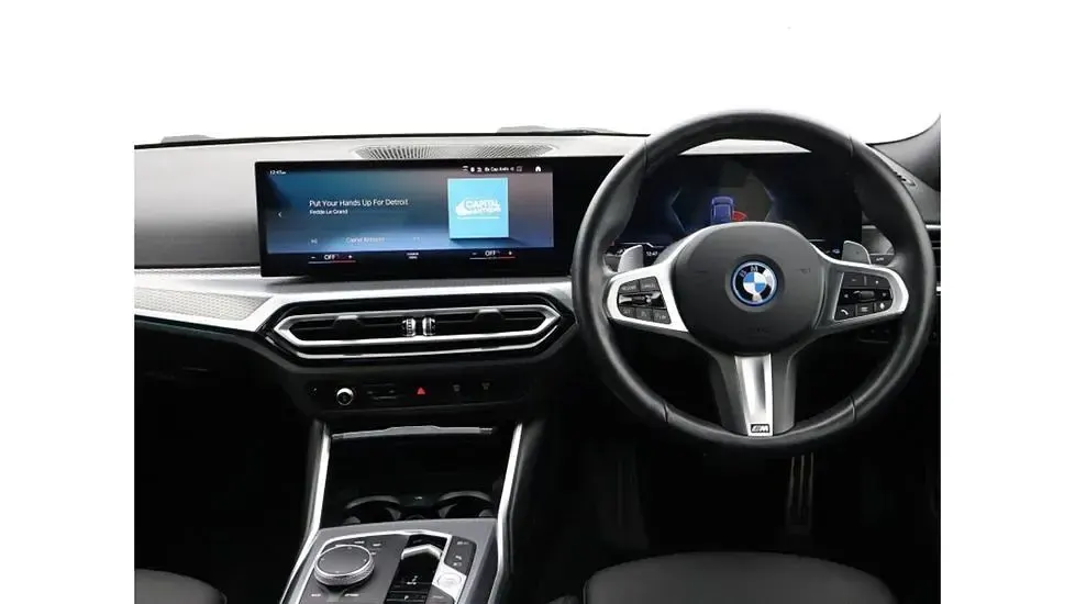 Used BMW 330e M Sport 288 HP (211 kW) 2024 Blue Sedan