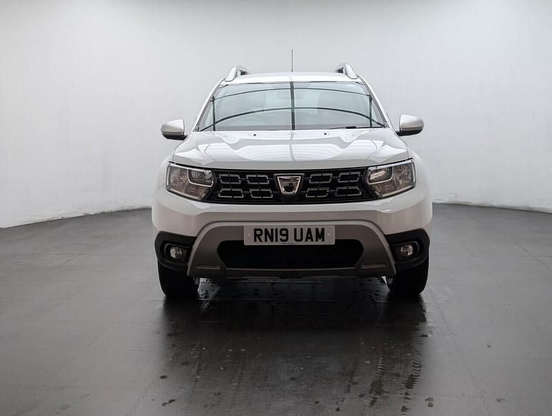 Used Dacia Duster Comfort 130 HP (95 kW) 2019 White Hatchback
