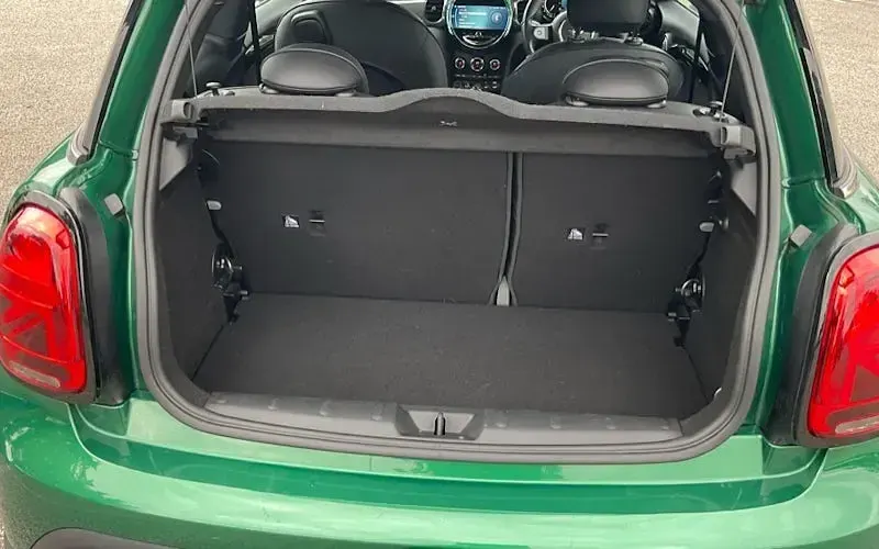 Used Mini Cooper Exclusive 136 HP (100 kW) 2024 Green Hatchback