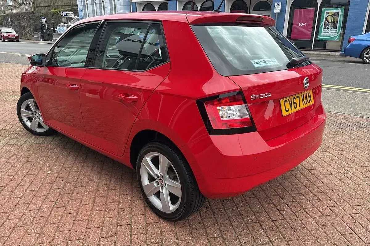 Used Skoda Fabia SE L 110 HP (80 kW) 2017 Corrida red Hatchback