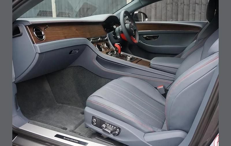 Used Bentley Continental 670 HP (492 kW) 2025 Grey Coupe