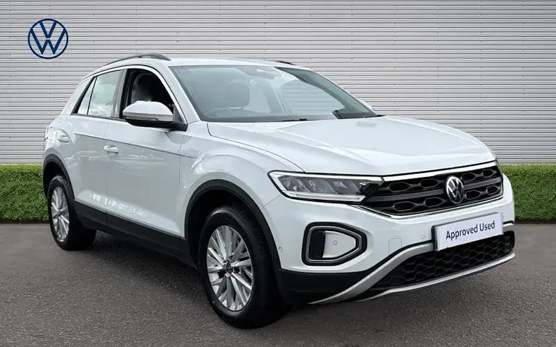 Used VW T-Roc Life 110 HP (80 kW) 2023 SUV