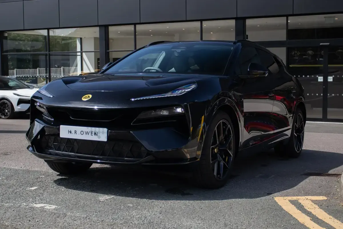 Used Lotus Eletre 450 kW (612 HP) 2025 Black SUV