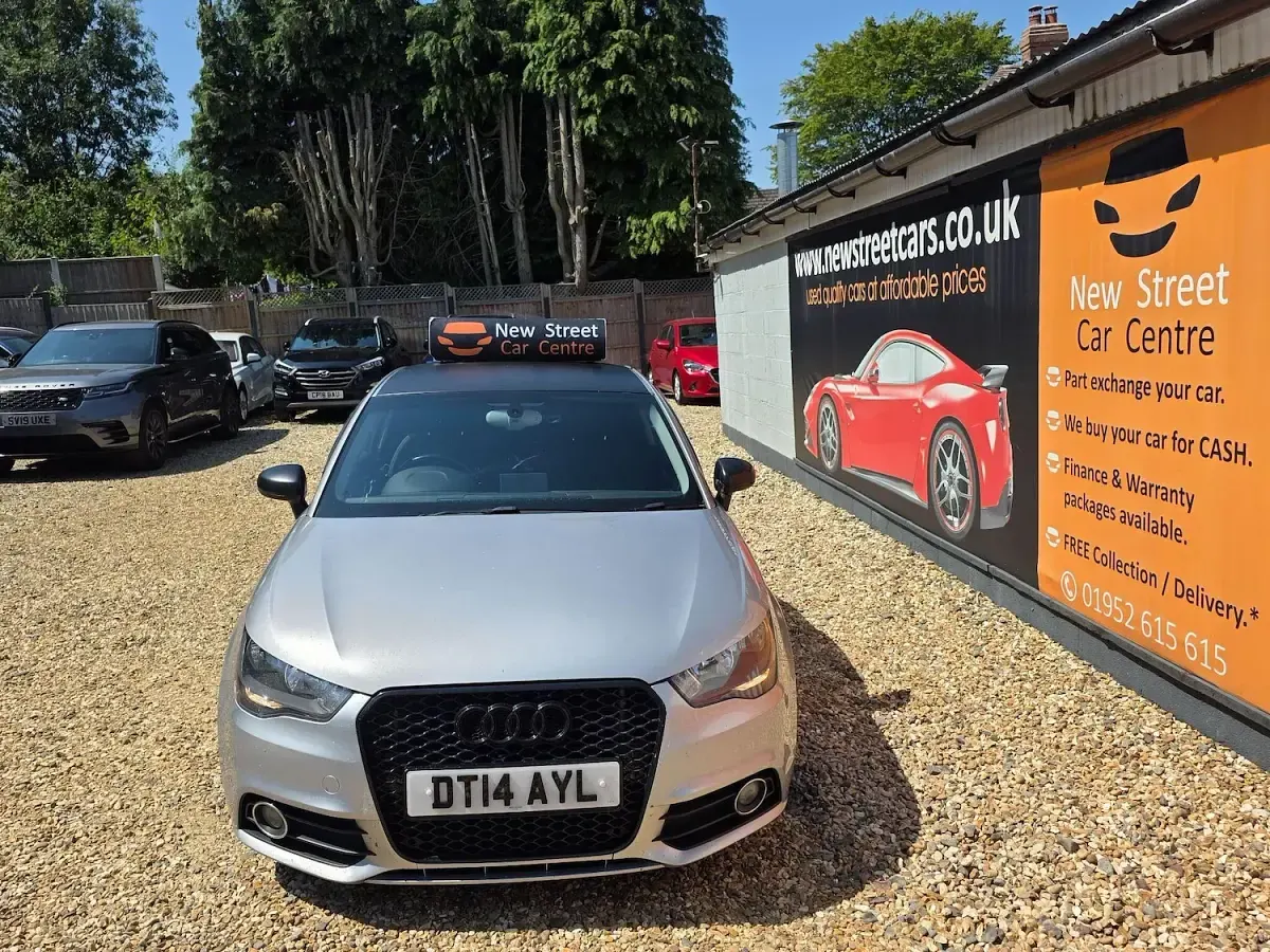 Used Audi A1 Sport 122 HP (89 kW) 2014 Silver Hatchback