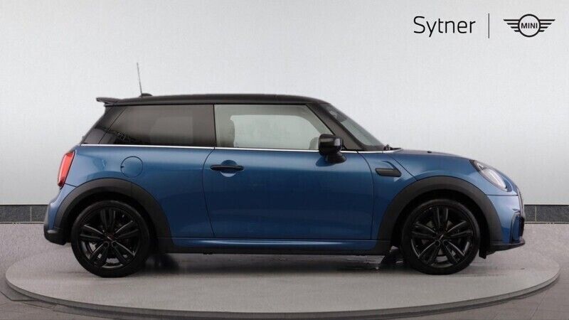 Used Mini Cooper Hatch 134 HP (98 kW) 2021 Blue Hatchback