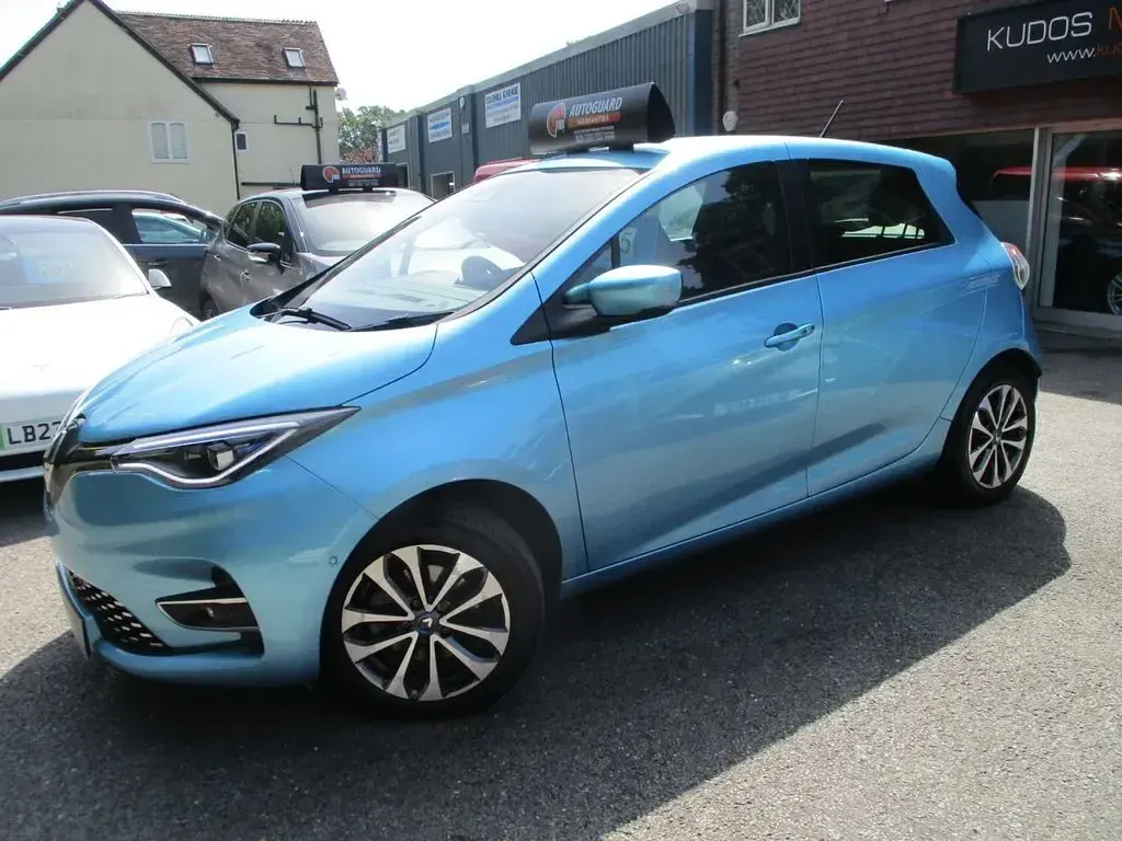 Used Renault Zoe GT-Line 100 kW (136 HP) 2020 Blue Hatchback