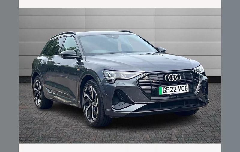 Daytona grey Used 2022 Audi e-tron Black Edition SUV | £30,995 (Fair price) - Image 1/4
