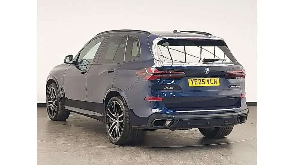 Used BMW X5 M Sport 298 HP (219 kW) 2025 Blue SUV