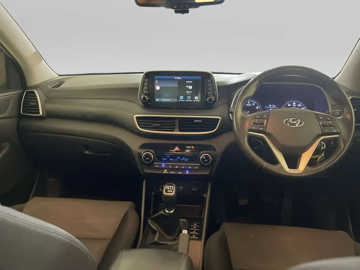 Used Hyundai Tucson SE 177 HP (130 kW) 2019 Grey SUV